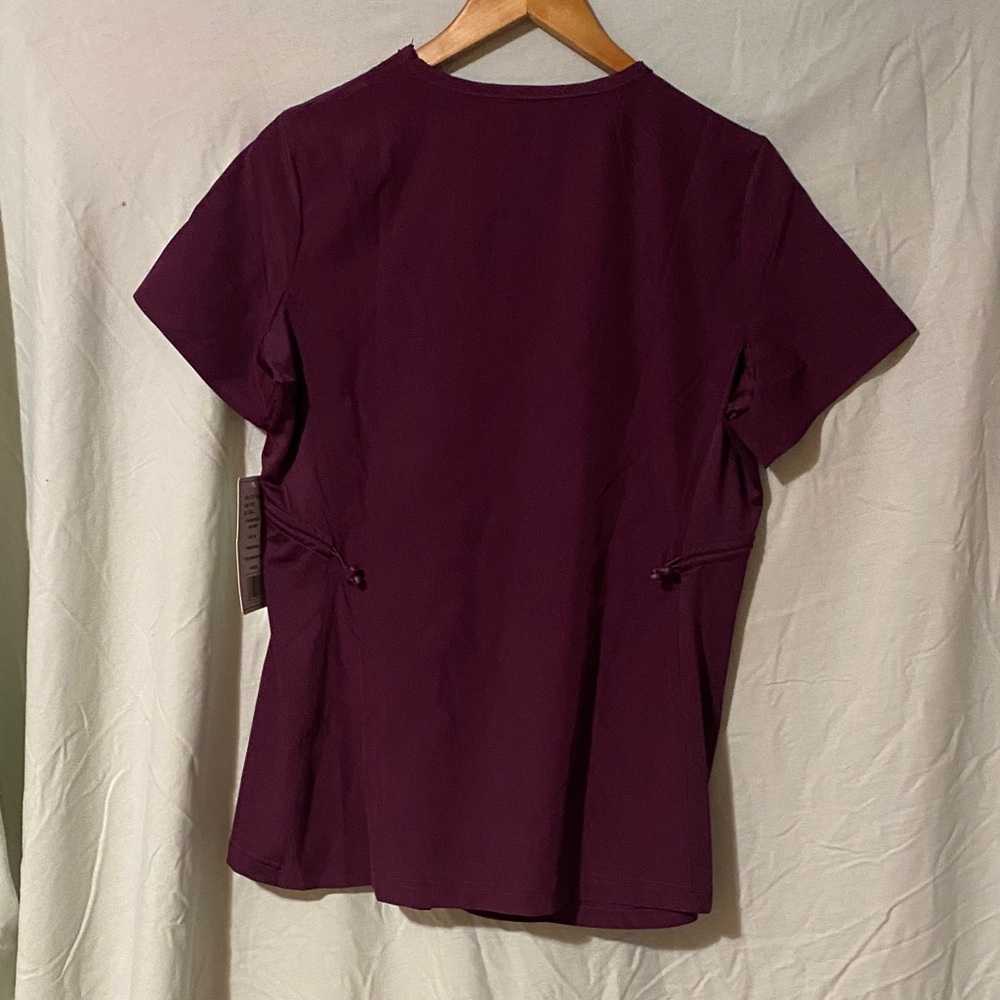 GT Jogger Wine Colored Scrub Top and Pants - Picture 6 of 9
